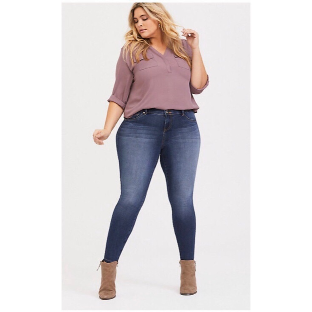 Torrid medium Wash Super Stretch jegging